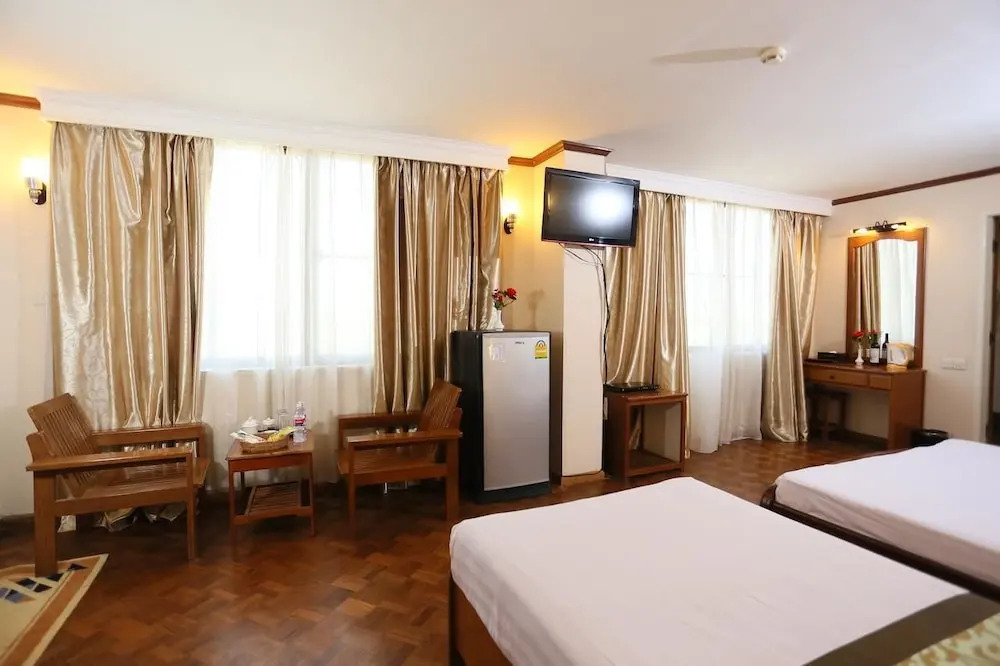 Royal Power Hotel