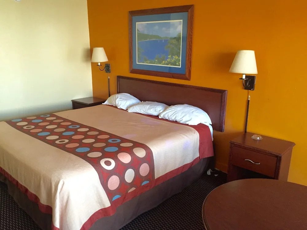 Budget Inn