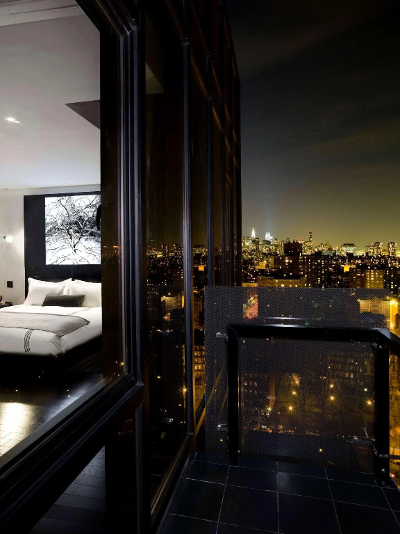 SIXTY Lower East Side