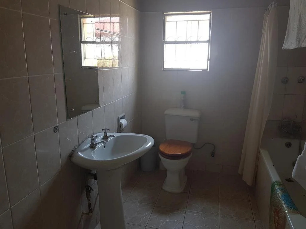 Kaliyangile Guest House