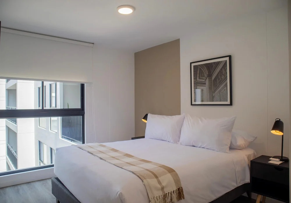 w Fantastic 2BR w Modern Deco in San Isidro