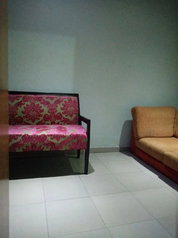 Pulville Boulevard Hotel