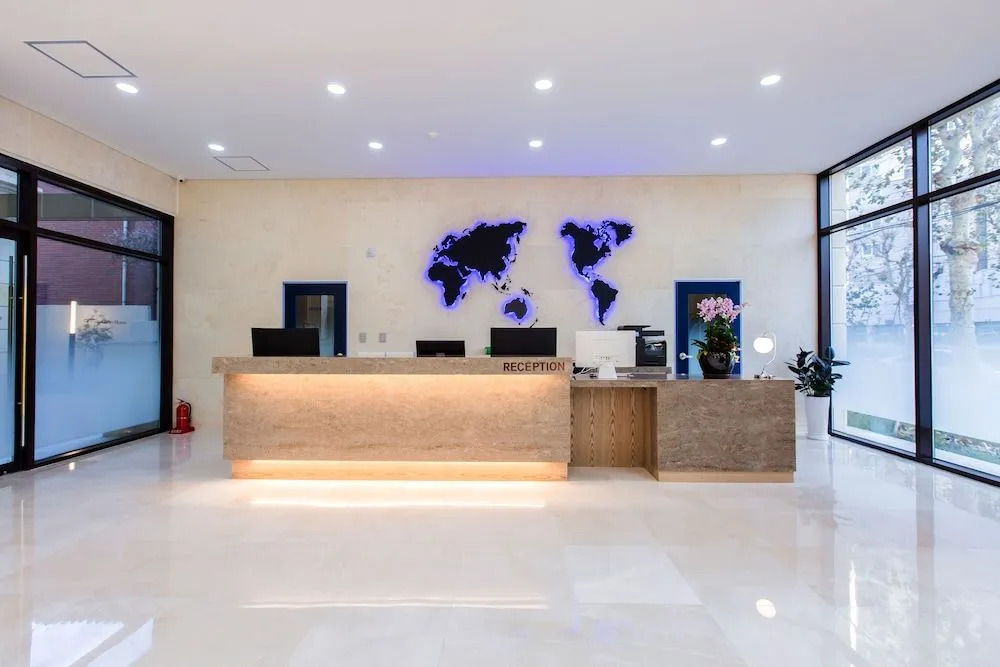 Shining Glory House - Hostel