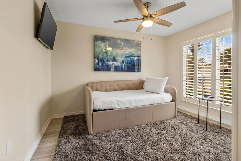 Here Comes Sunshine by Southern Vacation Rentals