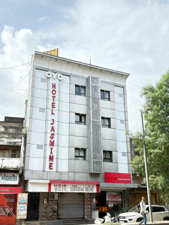 Hotel Jasmine Paldi Ahmedabad