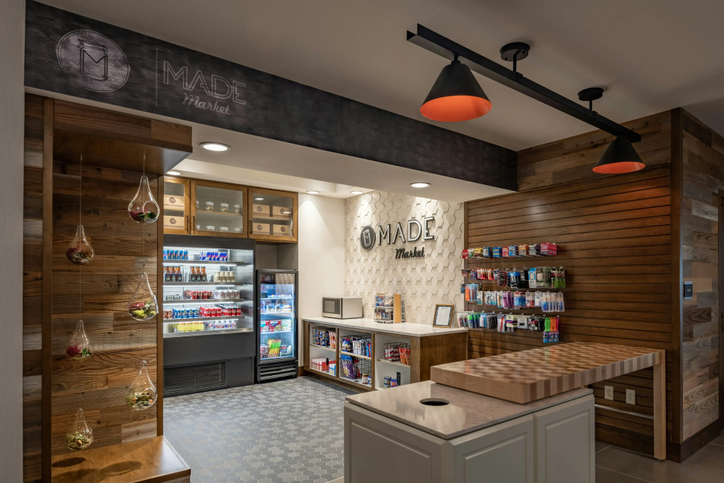 DoubleTree by Hilton Dallas-Farmers Branch