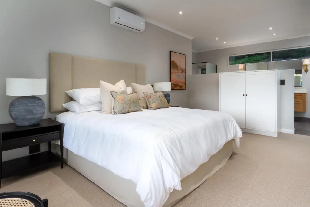 Bay Haven Collection, Hout Bay