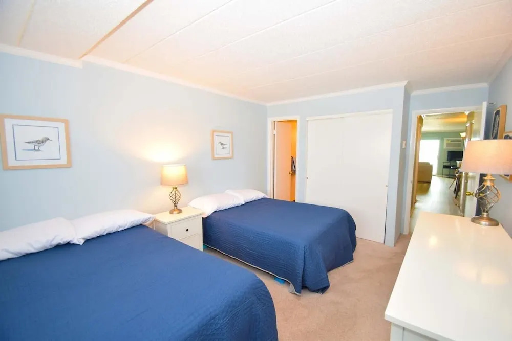 Salty Sands I 402 1 Bedroom Condo by RedAwning