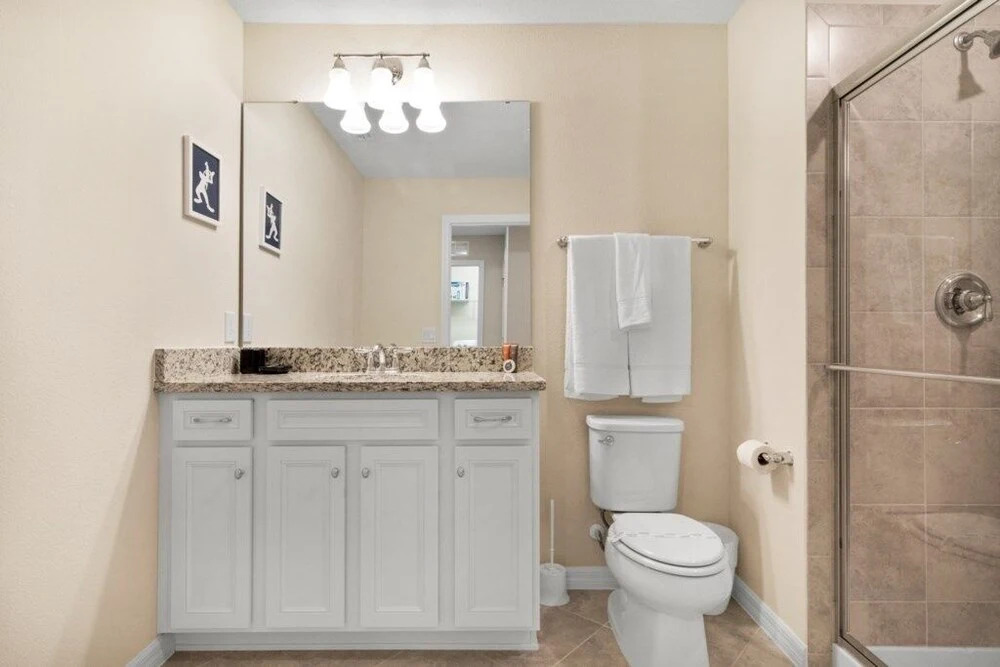 New Luxury Home In Solterra Resort Kissimmee! 5 Bedroom Home by Redawning