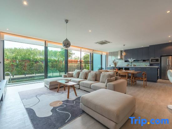 Villa Chuly - 3 BR Luxurious Pool villa in Phuket