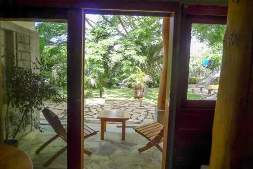 Amazing Studio Apartment with Pool - Close to Beach