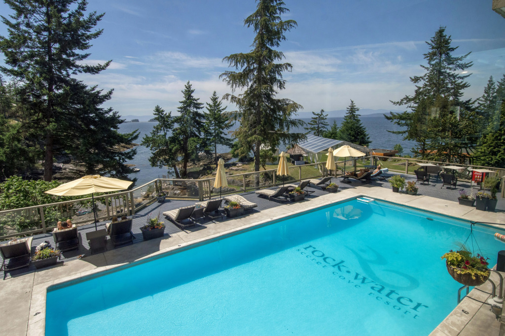 Rockwater Secret Cove Resort