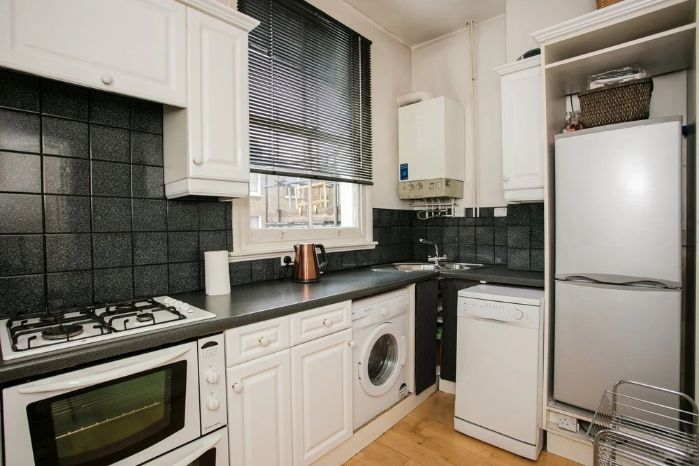 2 Bedroom Apartment In Chelsea