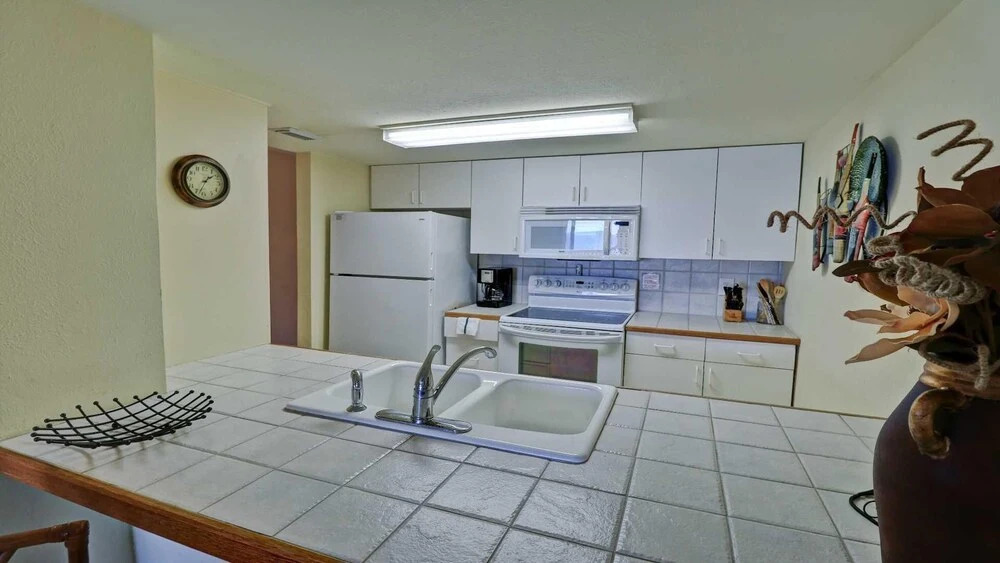 217 - 2 Br Condo