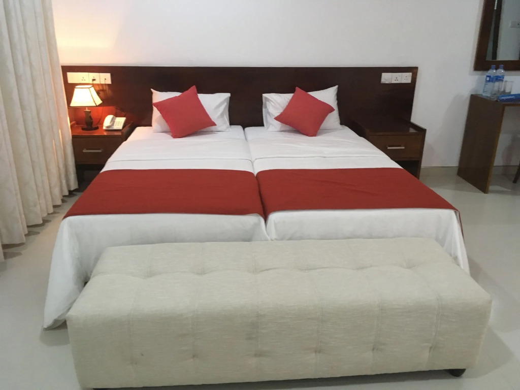 My City Hotel