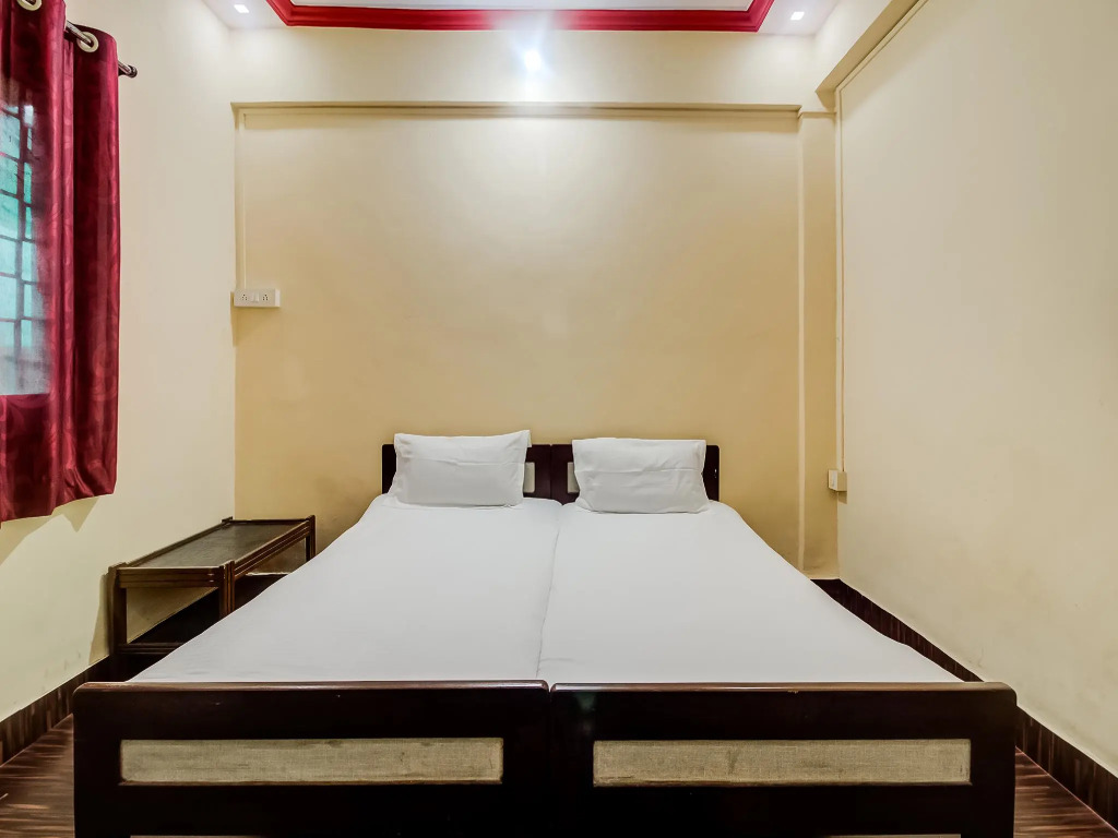 SPOT ON NEW USHAKAL LODGING & BOARDING