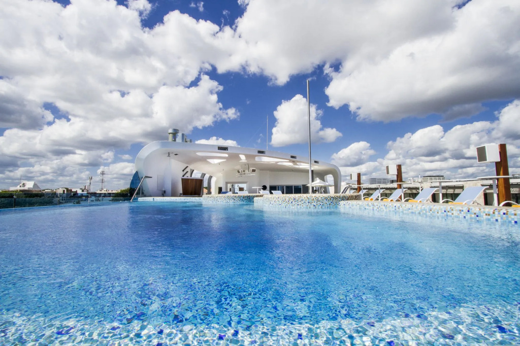 The Carmen Hotel - Ocean Front