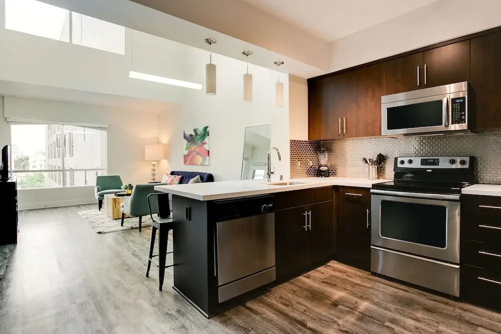Hollywood Loft