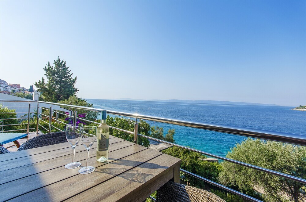 Seafront House Mavarcica