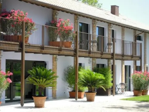 Residenze Di La Dal Fiume