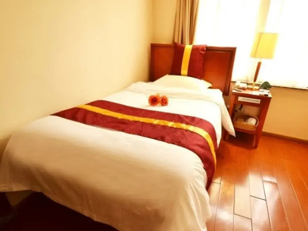 GreenTree Inn JiangSu Zhenjiang Center Street No 1 People's Hospital Express Hotel