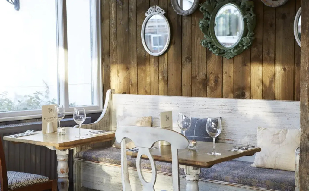 White Rabbit by Chef & Brewer Collection