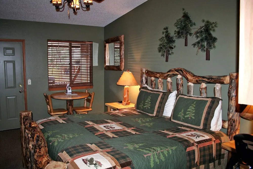 Timber Creek Chalets: 2A