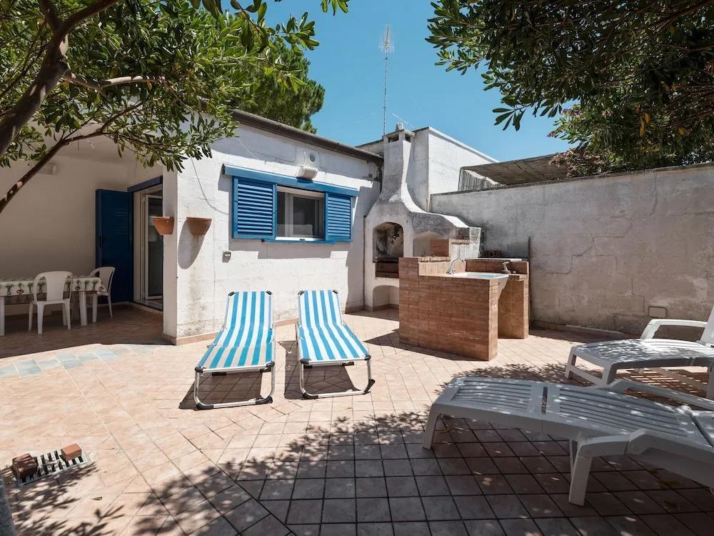 Homely Holiday Home in Otranto near Sea