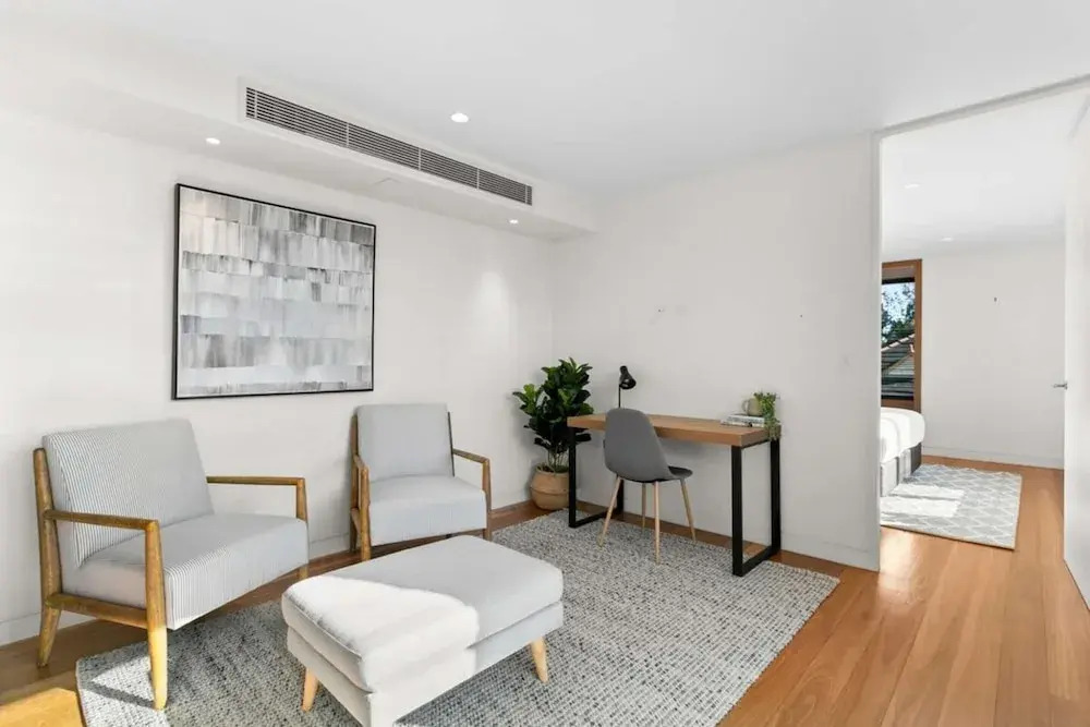 Impeccable 3-bed Home Near the Beach
