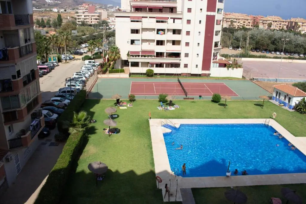 Larios Dos 504. Estudio con vistas al mar cerca de la playa