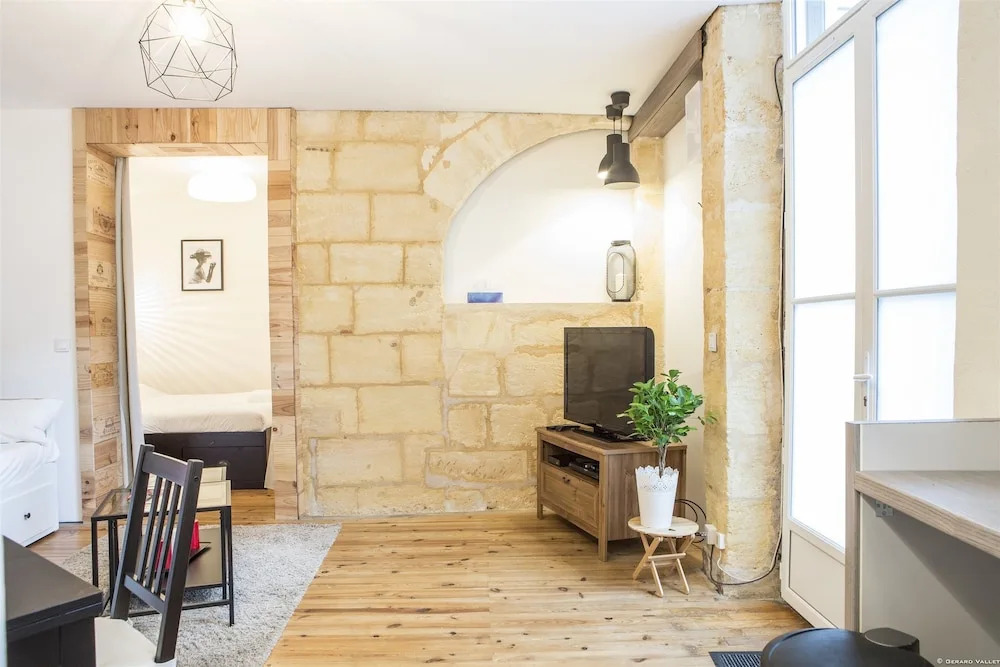 Appartement une chambre Cheverus 36