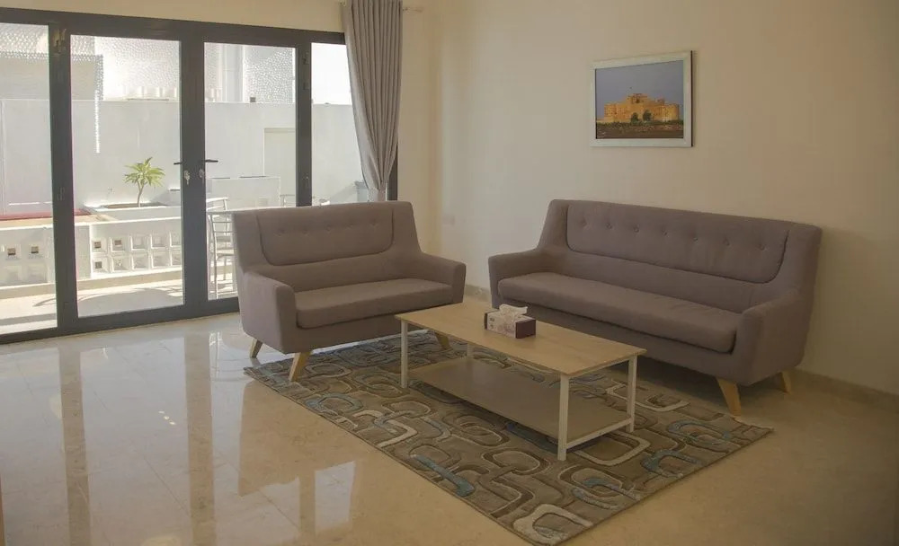 THE POOL VILLA - TANUF