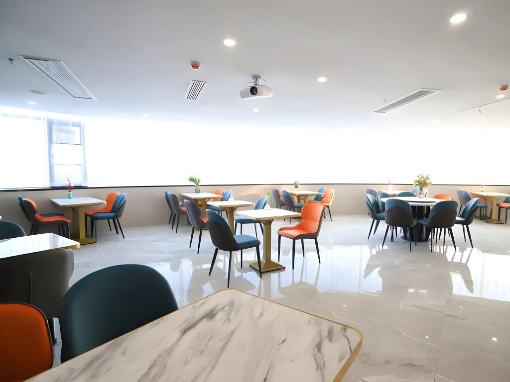 VX Hotel Jiangsu Taizhou Xinghua RT-Mart