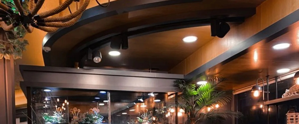 Viv City Hotel
