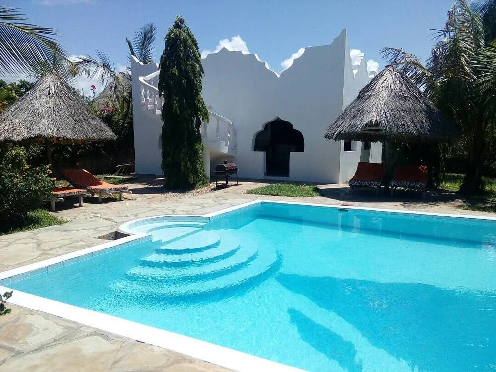 Salama Paradise Beautiful Bungalow 1
