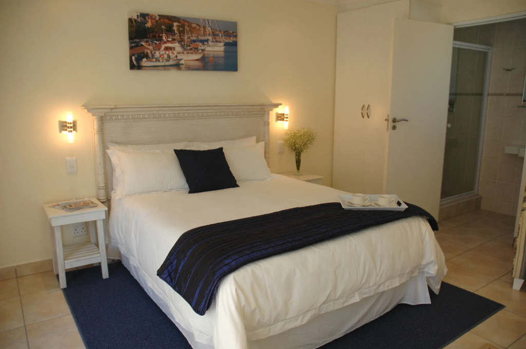 Luxury Suites on Santorini