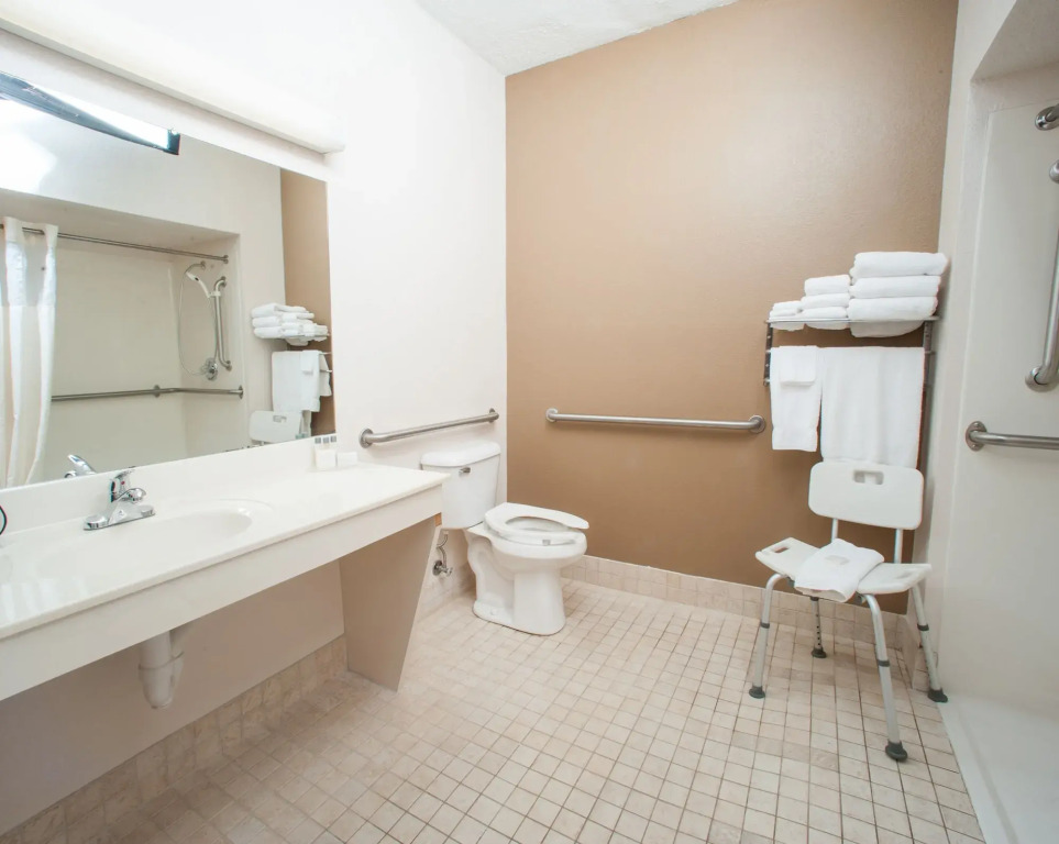 Northfield Inn Suites and Conference Center