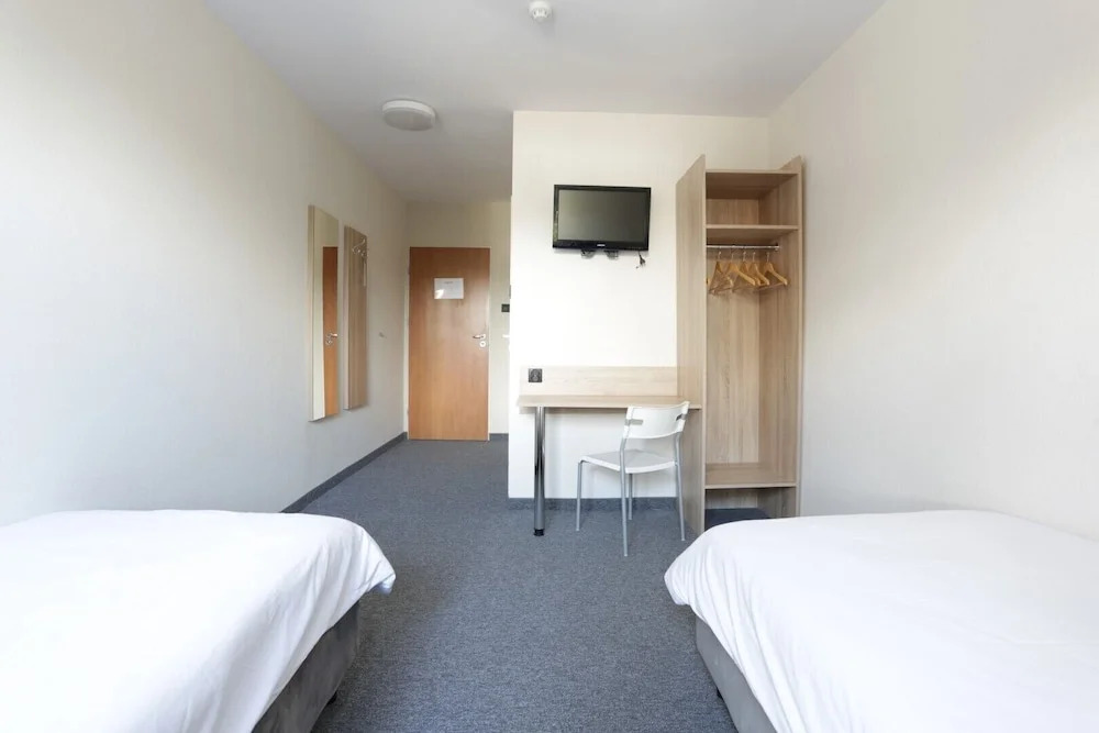Hotel ROK
