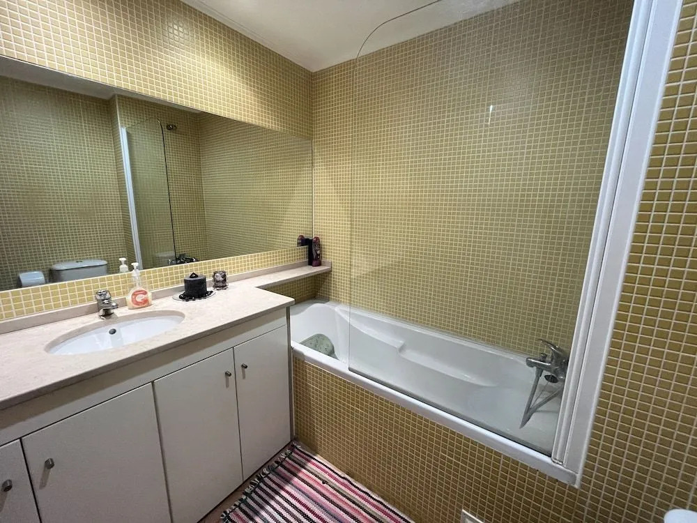 Ocean Terrace Seaview Apartment