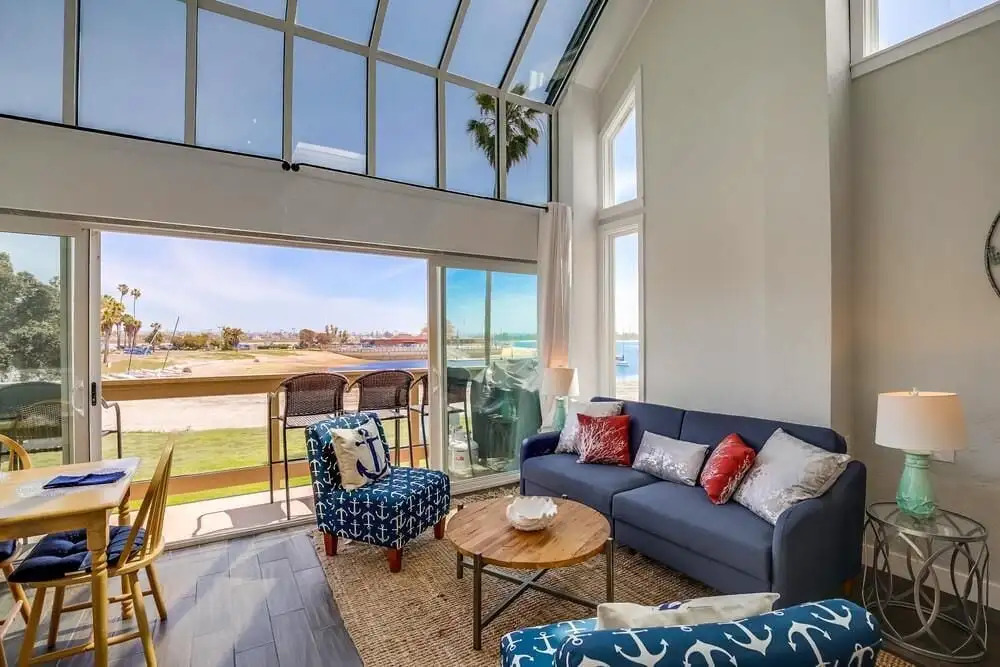 Bay Style 3 - 4 Br Home