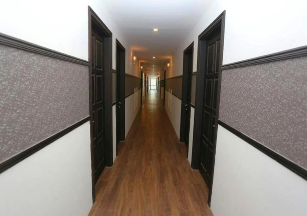 Royal Crown Hotel