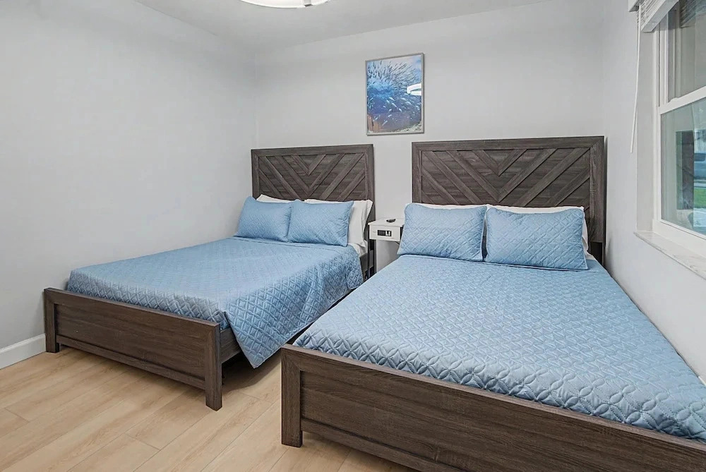 Dolphin Whispers - 1018 Silver Palm Way 3 Bedroom Home