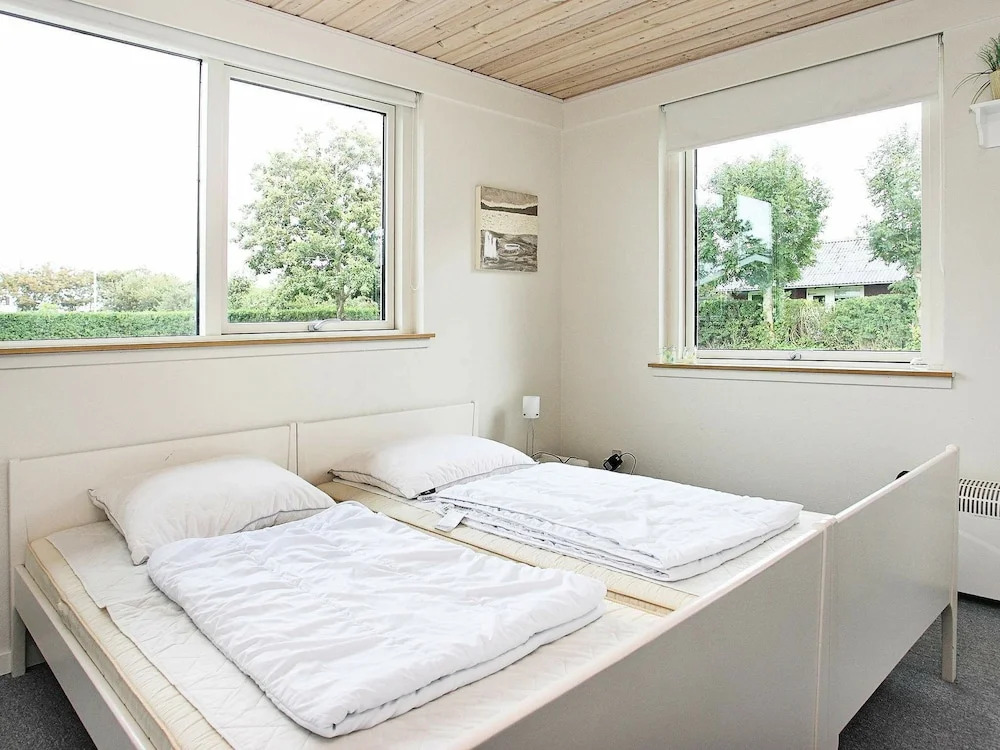 Peaceful Holiday Home in Vinderup With Roofed Terrace