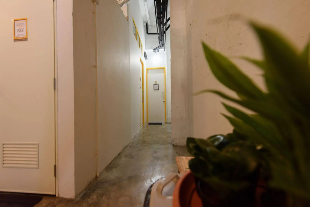 Warm White Hostel