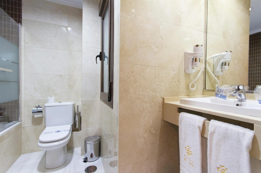 Hotel El Tajo & SPA