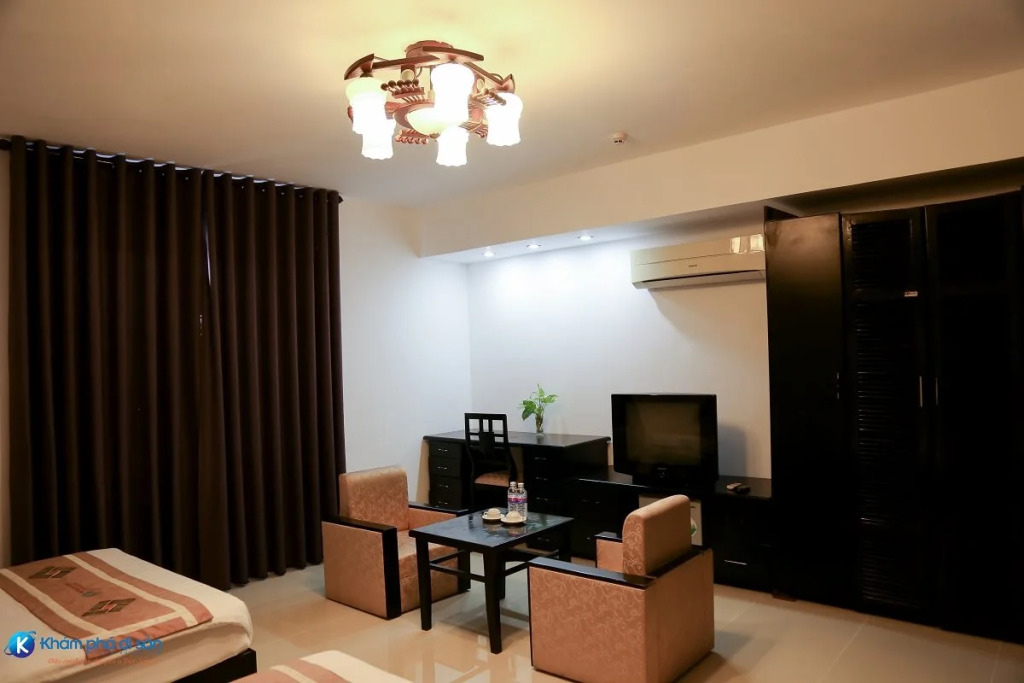 Homeland Hotel