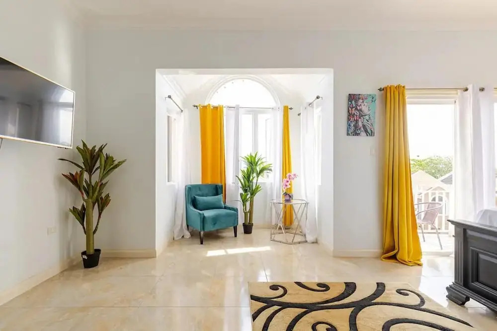 Modern 2br House W/pool and Sea View in Ocho Rios