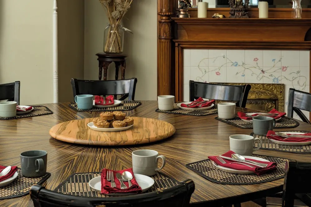 Queen Anne Bed And Breakfast
