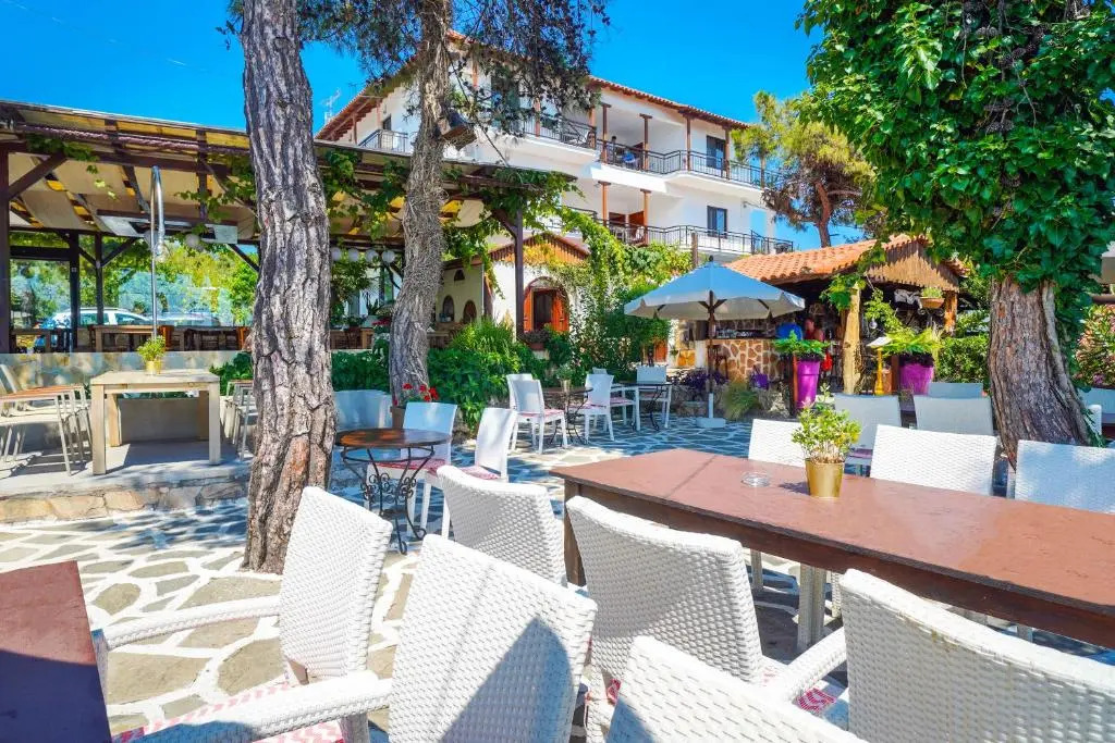 Village Esperia