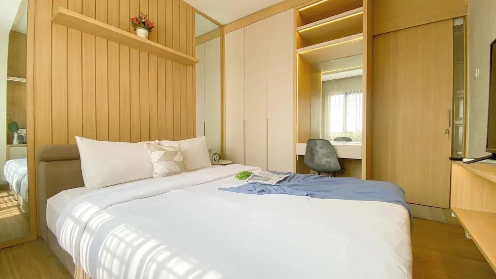 Modern Look 2Br At Puri Garden Apartment